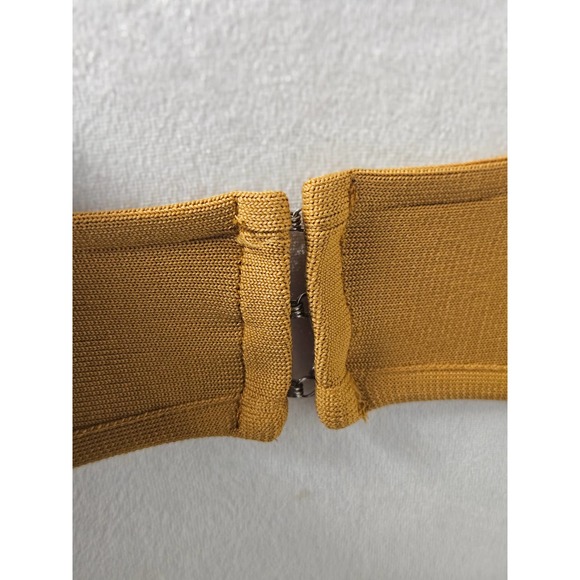 LuLus Yellow Gold BodySuit Leotard Snap Bottom Cutout Top Size Large - Picture 10 of 12